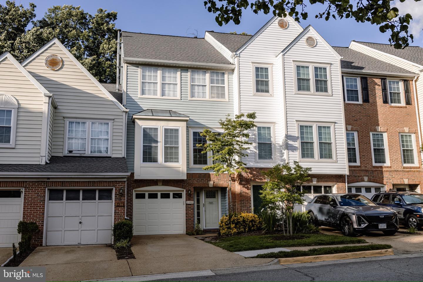 3983 CRESSIDA PL, WOODBRIDGE, Virginia 22192, 3 Bedrooms Bedrooms, ,2 BathroomsBathrooms,Residential,For sale,3983 CRESSIDA PL,VAPW2095016 MLS # VAPW2095016