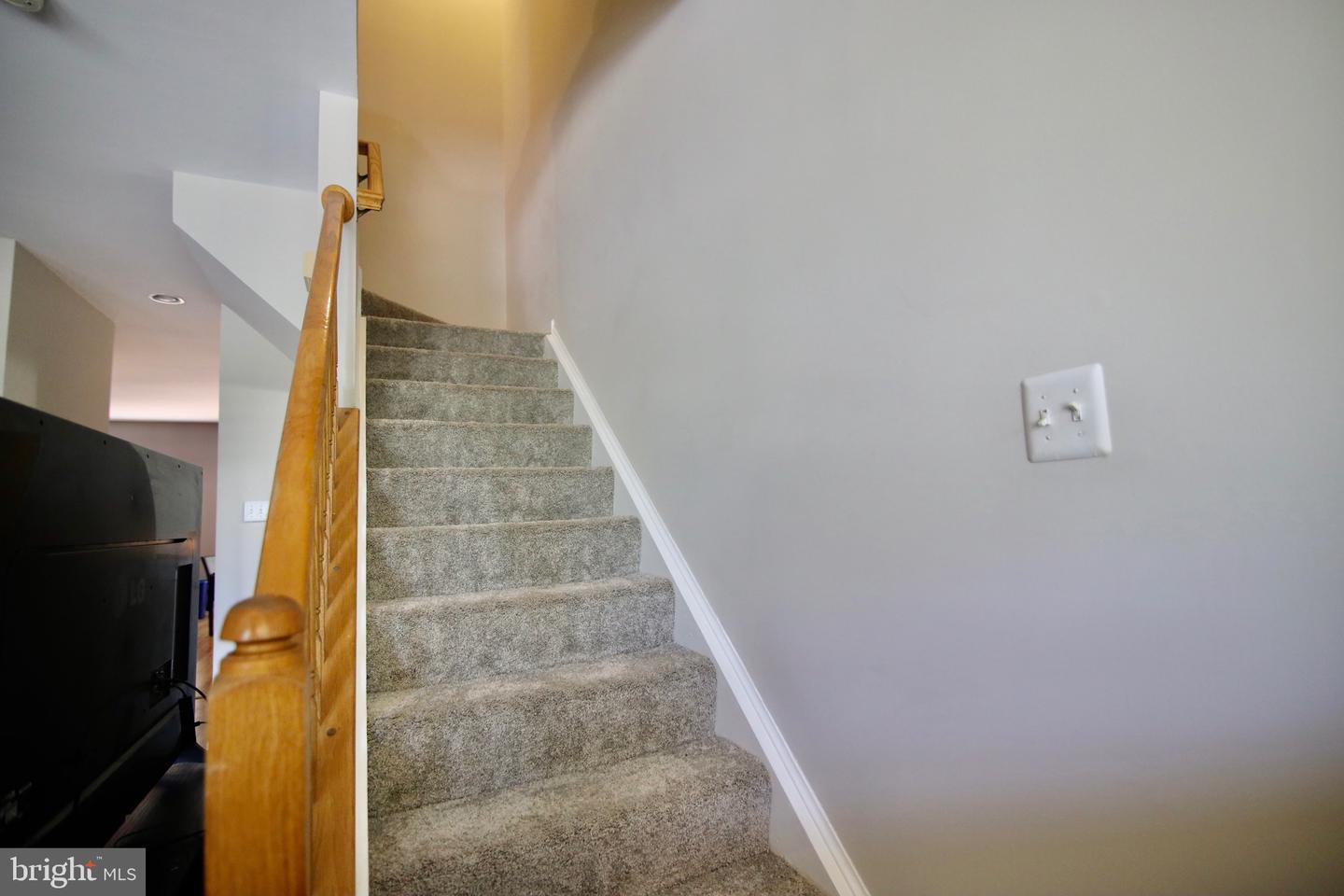 3983 CRESSIDA PL, WOODBRIDGE, Virginia 22192, 3 Bedrooms Bedrooms, ,2 BathroomsBathrooms,Residential,For sale,3983 CRESSIDA PL,VAPW2095016 MLS # VAPW2095016