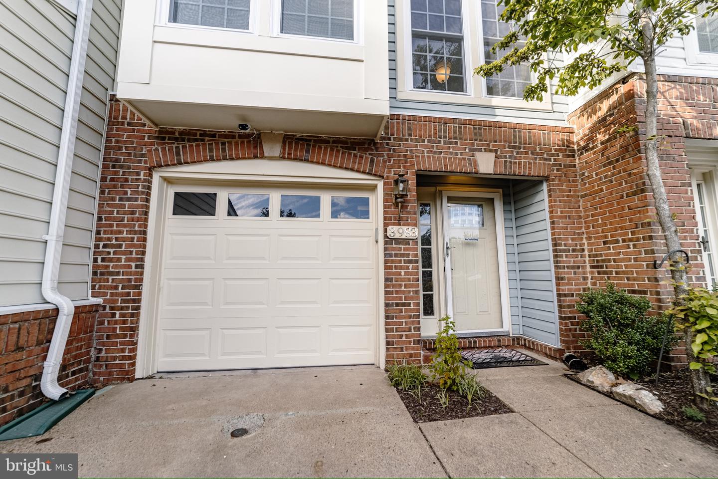3983 CRESSIDA PL, WOODBRIDGE, Virginia 22192, 3 Bedrooms Bedrooms, ,2 BathroomsBathrooms,Residential,For sale,3983 CRESSIDA PL,VAPW2095016 MLS # VAPW2095016