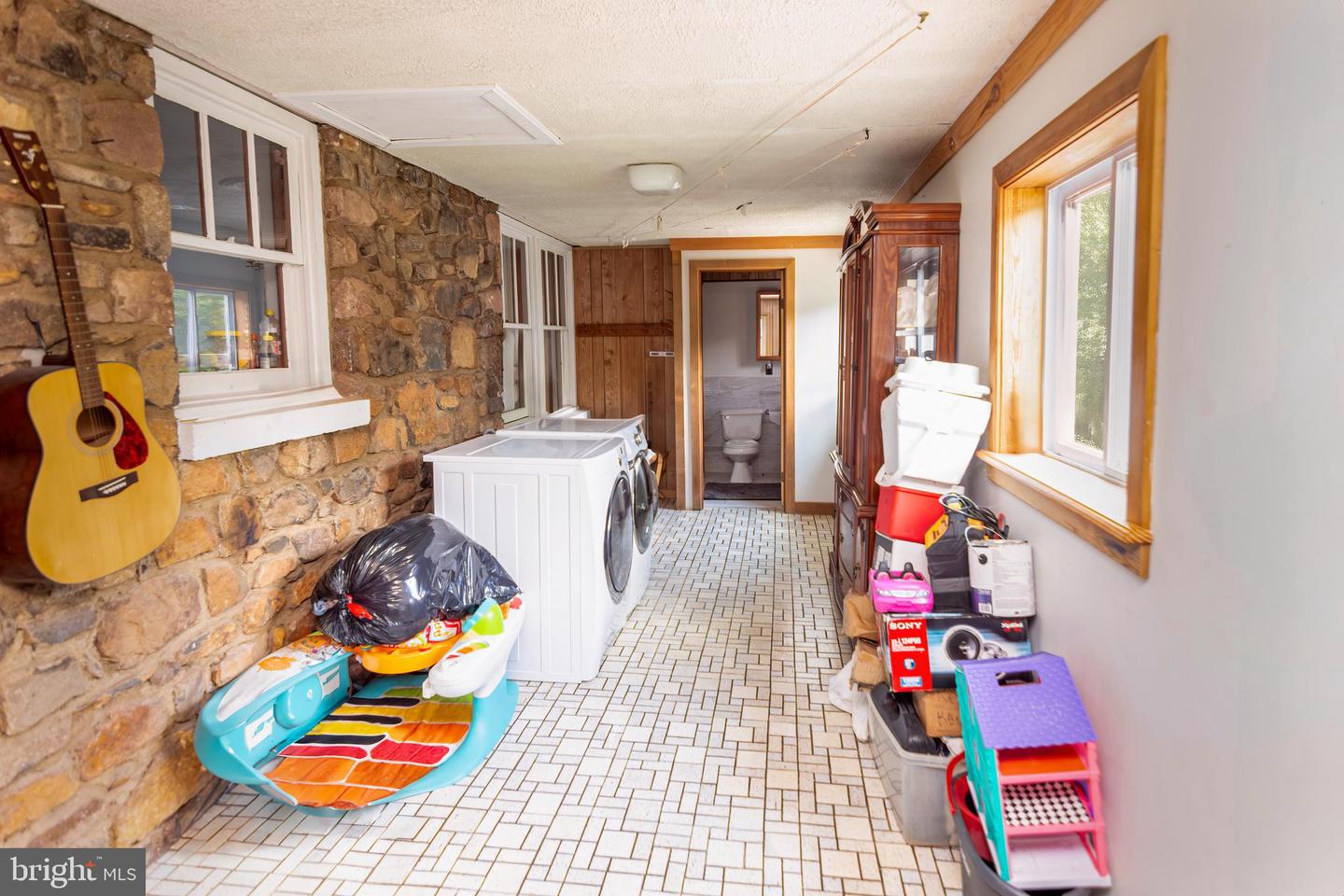10488 OLD CAROLINA RD, MIDLAND, Virginia 22728, 3 Bedrooms Bedrooms, ,2 BathroomsBathrooms,Residential,For sale,10488 OLD CAROLINA RD,VAFQ2016800 MLS # VAFQ2016800