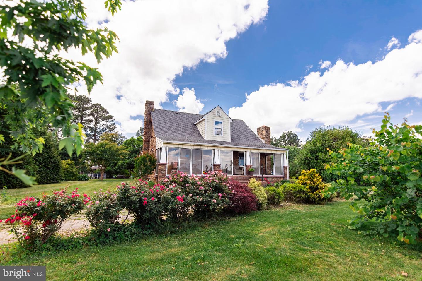 10488 OLD CAROLINA RD, MIDLAND, Virginia 22728, 3 Bedrooms Bedrooms, ,2 BathroomsBathrooms,Residential,For sale,10488 OLD CAROLINA RD,VAFQ2016800 MLS # VAFQ2016800