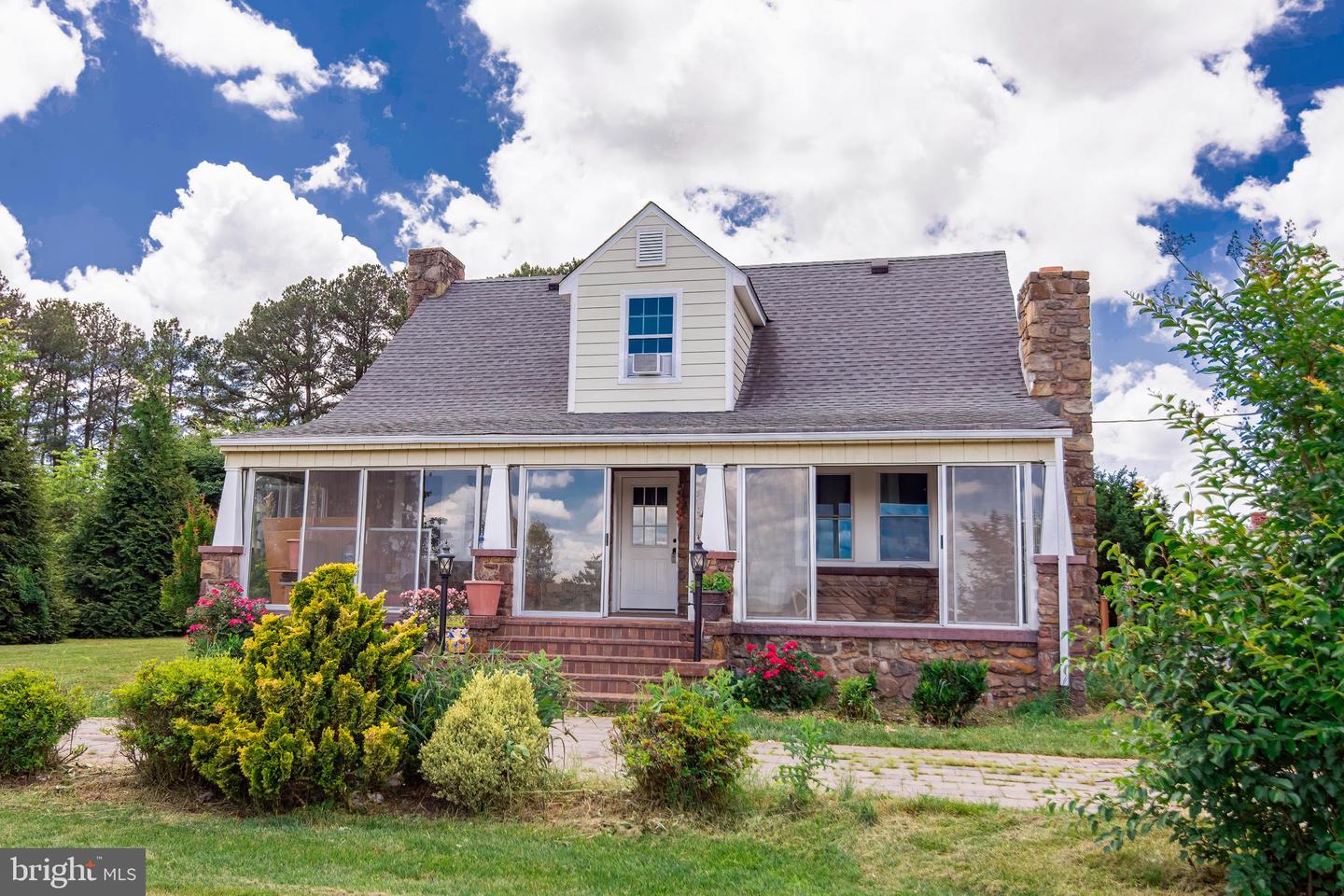 10488 OLD CAROLINA RD, MIDLAND, Virginia 22728, 3 Bedrooms Bedrooms, ,2 BathroomsBathrooms,Residential,For sale,10488 OLD CAROLINA RD,VAFQ2016800 MLS # VAFQ2016800