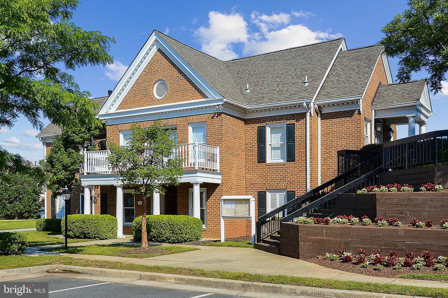 44049 FERNCLIFF TER, ASHBURN, Virginia 20147, 3 Bedrooms Bedrooms, ,2 BathroomsBathrooms,Residential,For sale,44049 FERNCLIFF TER,VALO2100130 MLS # VALO2100130