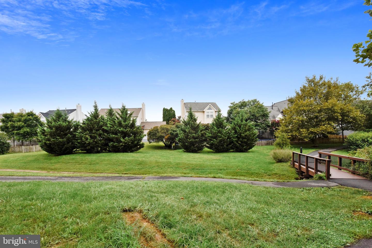 44049 FERNCLIFF TER, ASHBURN, Virginia 20147, 3 Bedrooms Bedrooms, ,2 BathroomsBathrooms,Residential,For sale,44049 FERNCLIFF TER,VALO2100130 MLS # VALO2100130