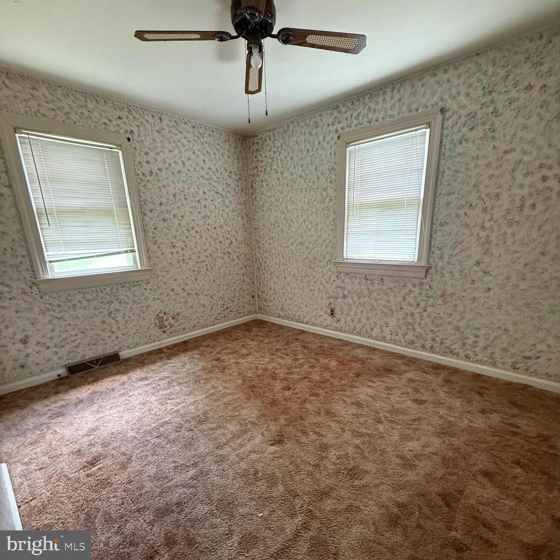 10619 CATHARPIN RD, SPOTSYLVANIA, Virginia 22551, 4 Bedrooms Bedrooms, ,1 BathroomBathrooms,Residential,For sale,10619 CATHARPIN RD,VASP2034824 MLS # VASP2034824