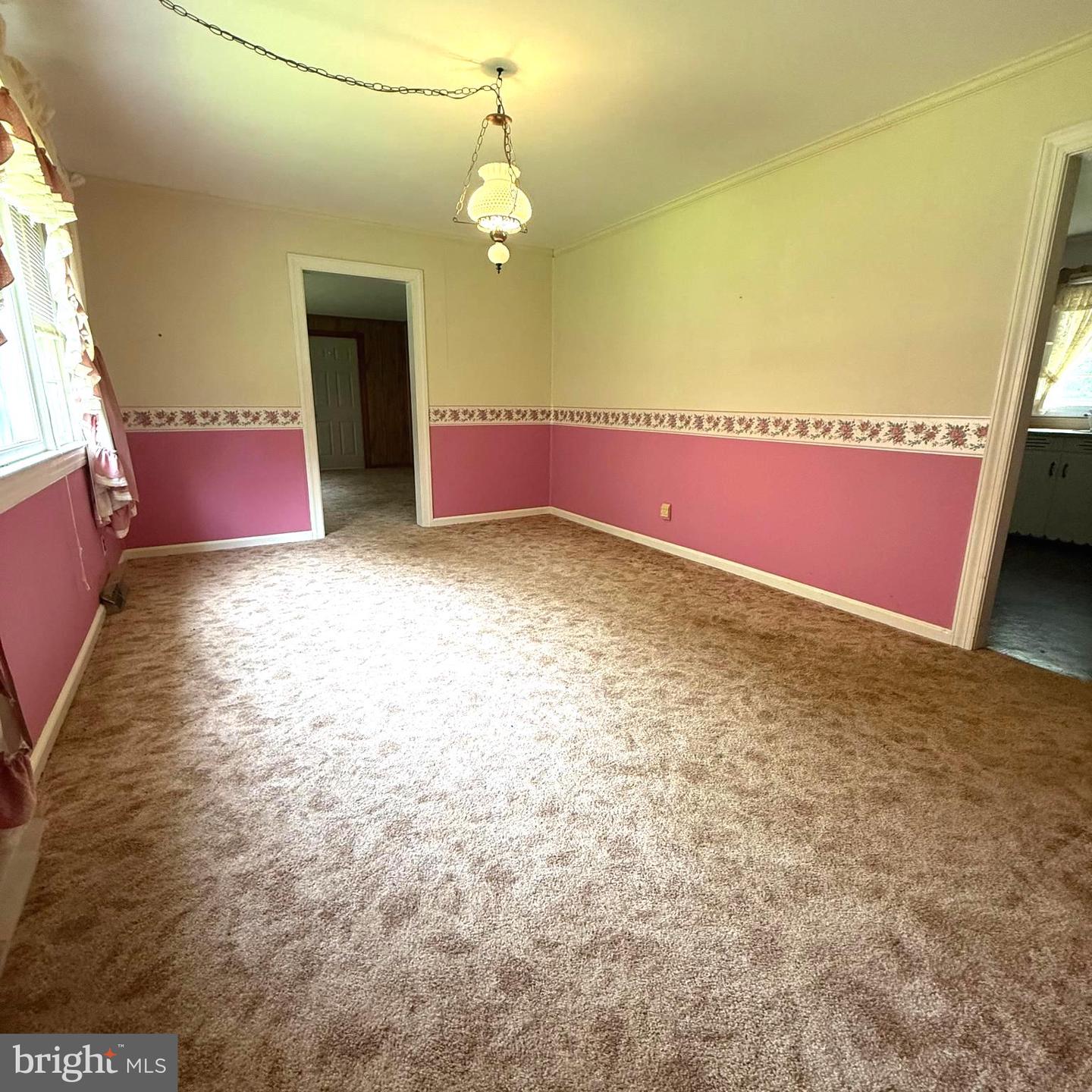 10619 CATHARPIN RD, SPOTSYLVANIA, Virginia 22551, 4 Bedrooms Bedrooms, ,1 BathroomBathrooms,Residential,For sale,10619 CATHARPIN RD,VASP2034824 MLS # VASP2034824