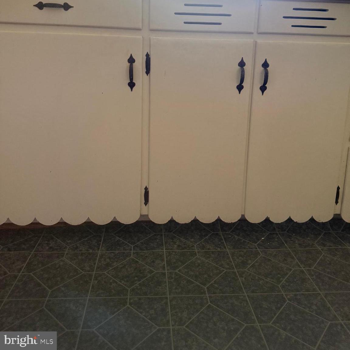 10619 CATHARPIN RD, SPOTSYLVANIA, Virginia 22551, 4 Bedrooms Bedrooms, ,1 BathroomBathrooms,Residential,For sale,10619 CATHARPIN RD,VASP2034824 MLS # VASP2034824
