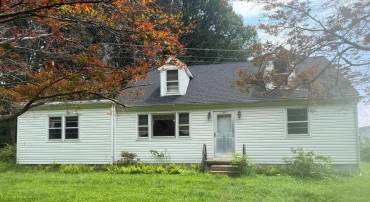 10619 CATHARPIN RD, SPOTSYLVANIA, Virginia 22551, 4 Bedrooms Bedrooms, ,1 BathroomBathrooms,Residential,For sale,10619 CATHARPIN RD,VASP2034824 MLS # VASP2034824