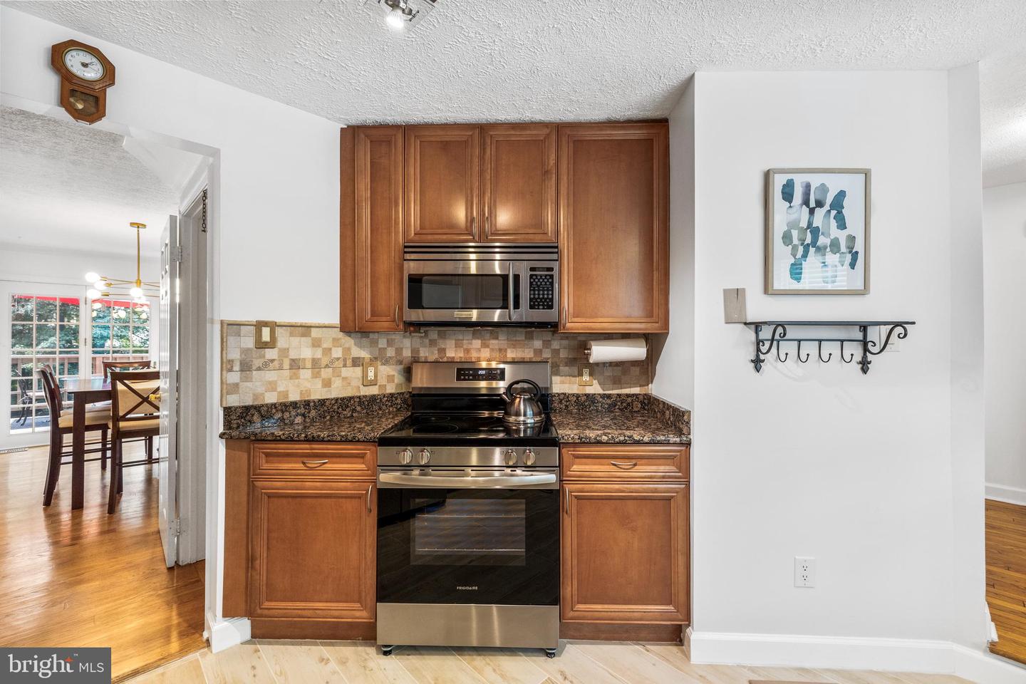 9067 GILTINAN CT, SPRINGFIELD, Virginia 22153, 3 Bedrooms Bedrooms, ,3 BathroomsBathrooms,Residential,For sale,9067 GILTINAN CT,VAFX2256006 MLS # VAFX2256006