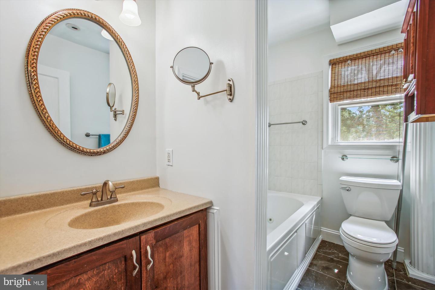 2605 POPKINS LN, ALEXANDRIA, Virginia 22306, 3 Bedrooms Bedrooms, 9 Rooms Rooms,2 BathroomsBathrooms,Residential,For sale,2605 POPKINS LN,VAFX2256456 MLS # VAFX2256456