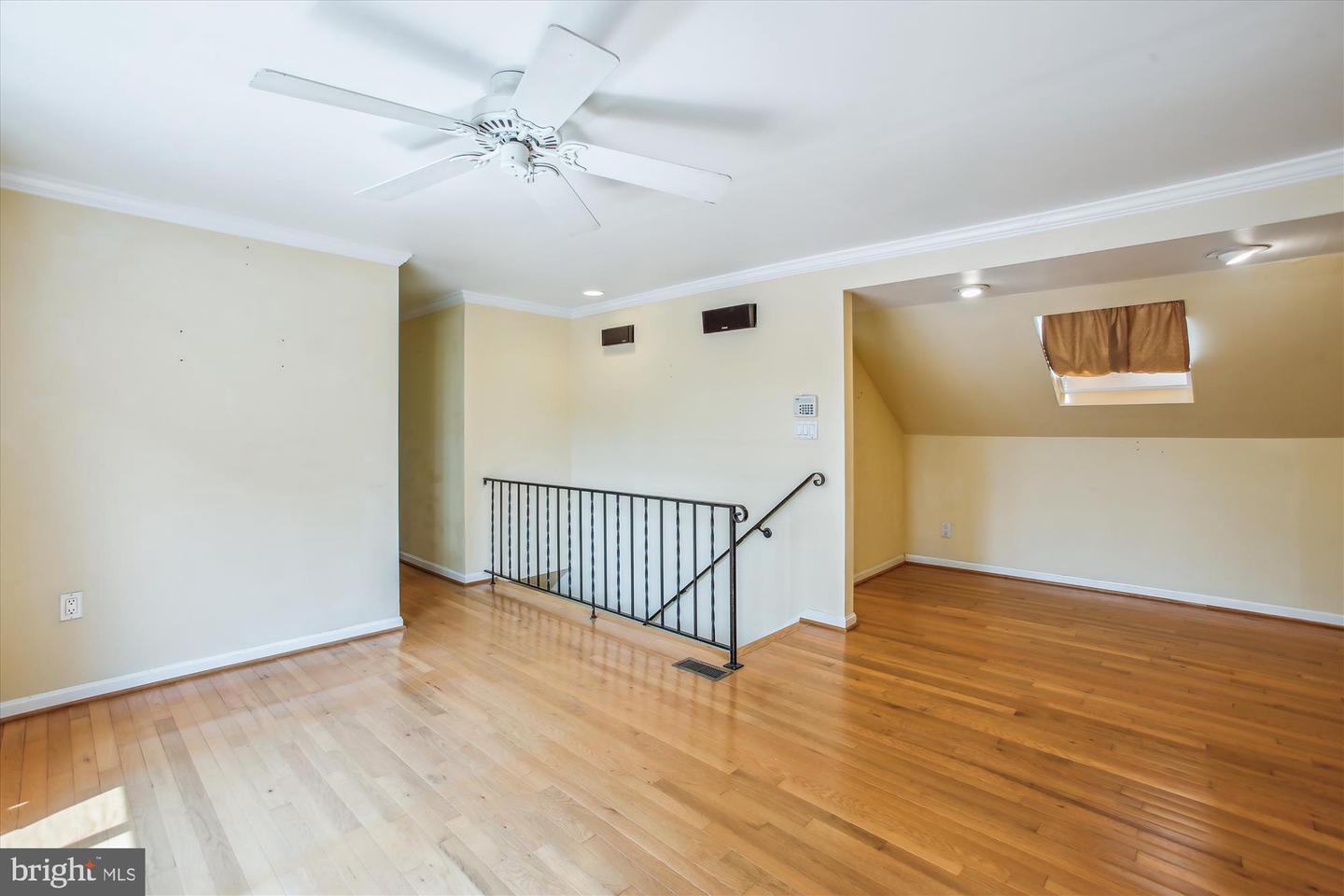 2605 POPKINS LN, ALEXANDRIA, Virginia 22306, 3 Bedrooms Bedrooms, 9 Rooms Rooms,2 BathroomsBathrooms,Residential,For sale,2605 POPKINS LN,VAFX2256456 MLS # VAFX2256456