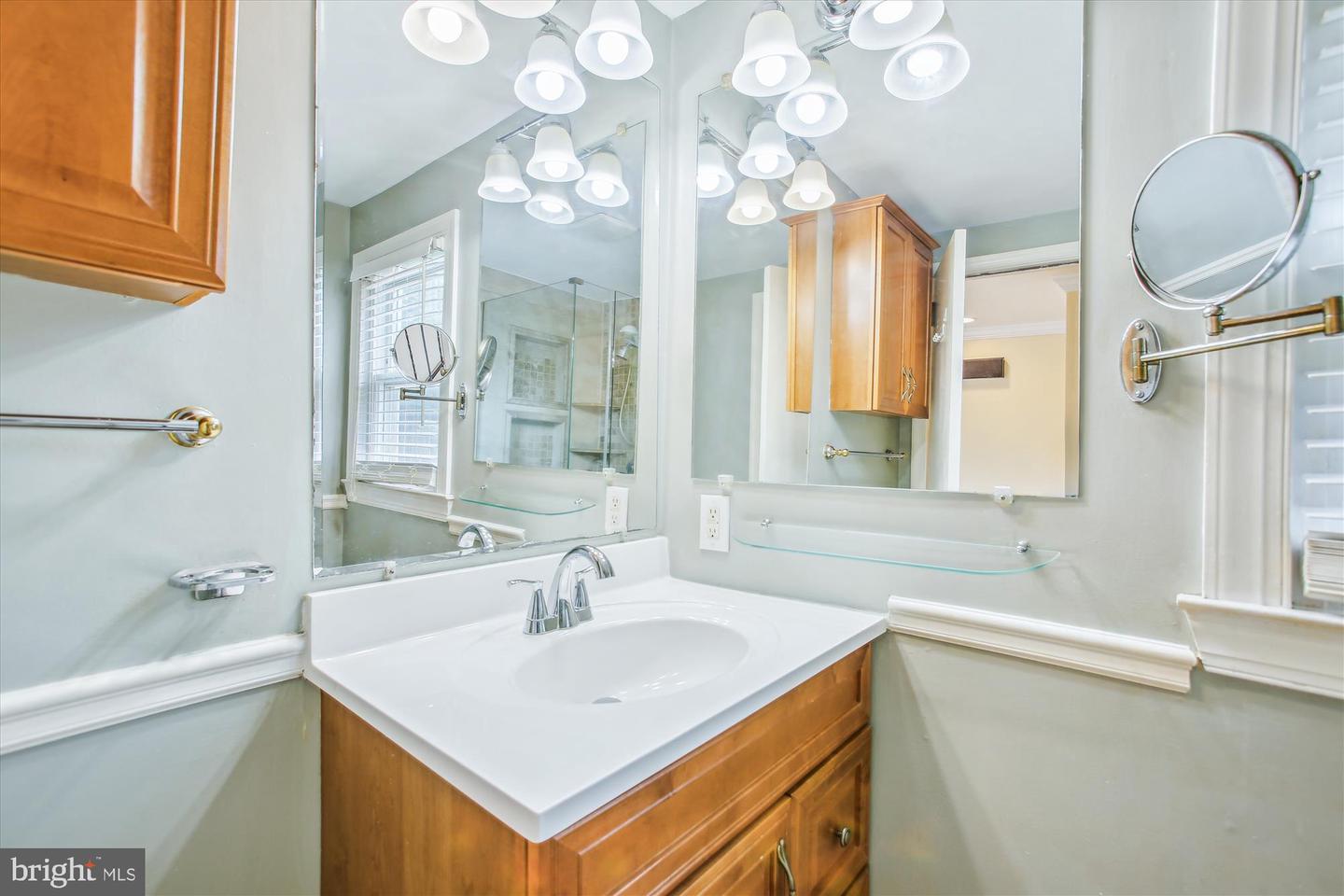 2605 POPKINS LN, ALEXANDRIA, Virginia 22306, 3 Bedrooms Bedrooms, 9 Rooms Rooms,2 BathroomsBathrooms,Residential,For sale,2605 POPKINS LN,VAFX2256456 MLS # VAFX2256456