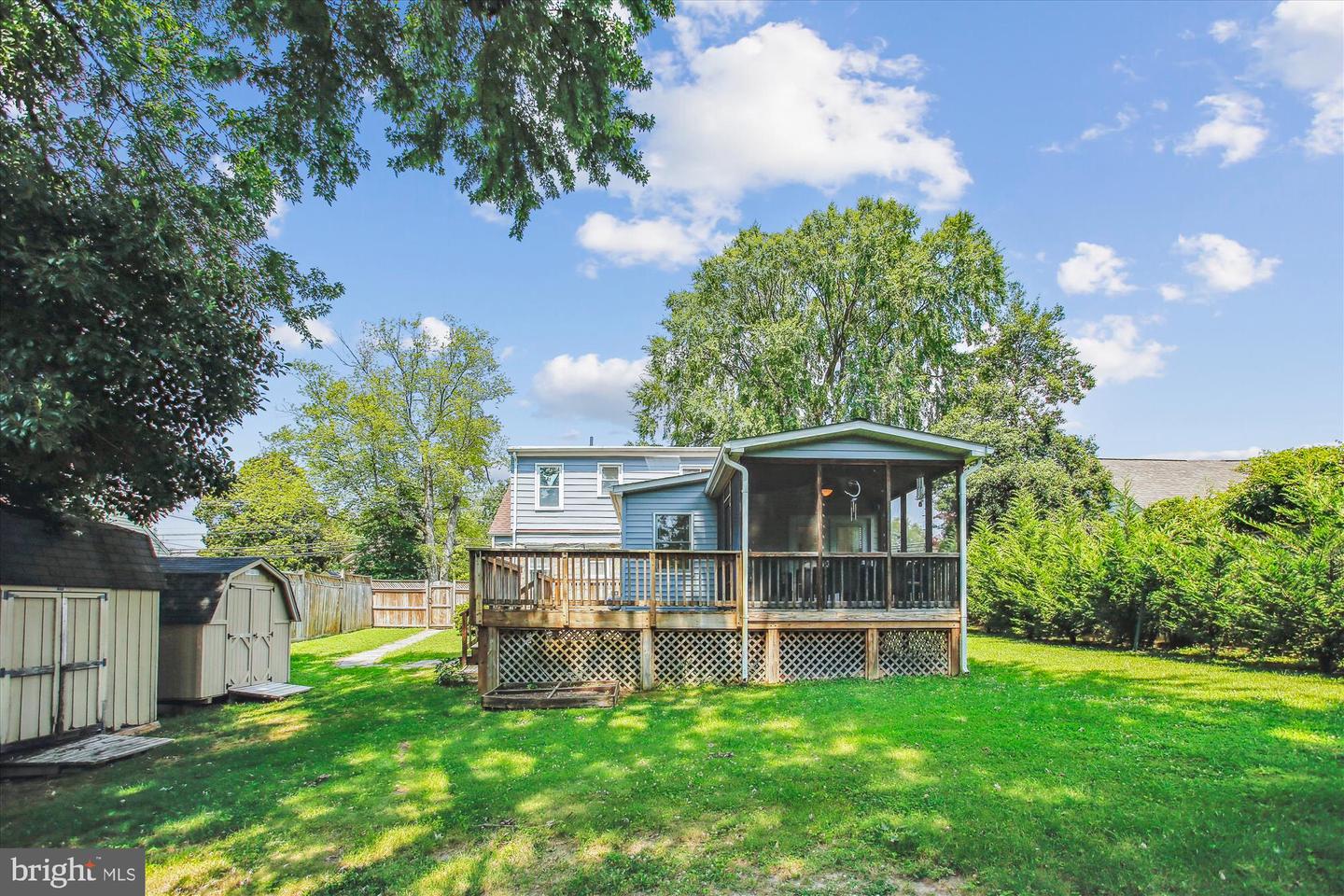 2605 POPKINS LN, ALEXANDRIA, Virginia 22306, 3 Bedrooms Bedrooms, 9 Rooms Rooms,2 BathroomsBathrooms,Residential,For sale,2605 POPKINS LN,VAFX2256456 MLS # VAFX2256456
