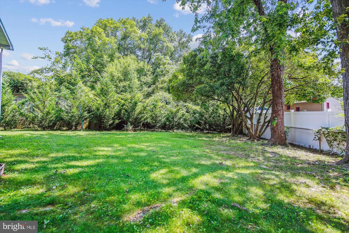2605 POPKINS LN, ALEXANDRIA, Virginia 22306, 3 Bedrooms Bedrooms, 9 Rooms Rooms,2 BathroomsBathrooms,Residential,For sale,2605 POPKINS LN,VAFX2256456 MLS # VAFX2256456