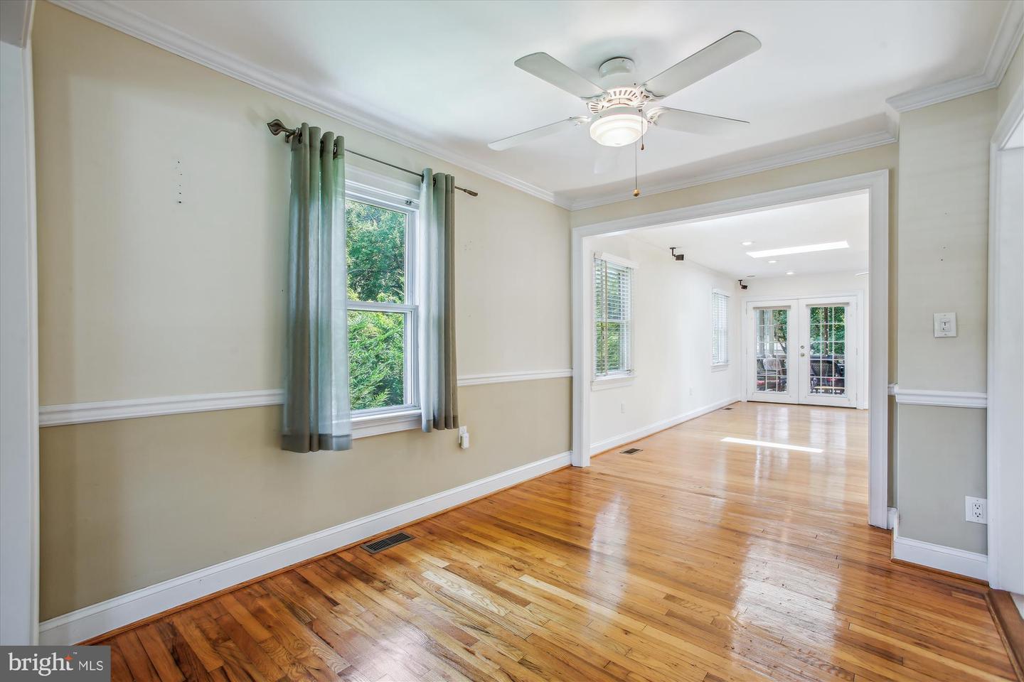 2605 POPKINS LN, ALEXANDRIA, Virginia 22306, 3 Bedrooms Bedrooms, 9 Rooms Rooms,2 BathroomsBathrooms,Residential,For sale,2605 POPKINS LN,VAFX2256456 MLS # VAFX2256456