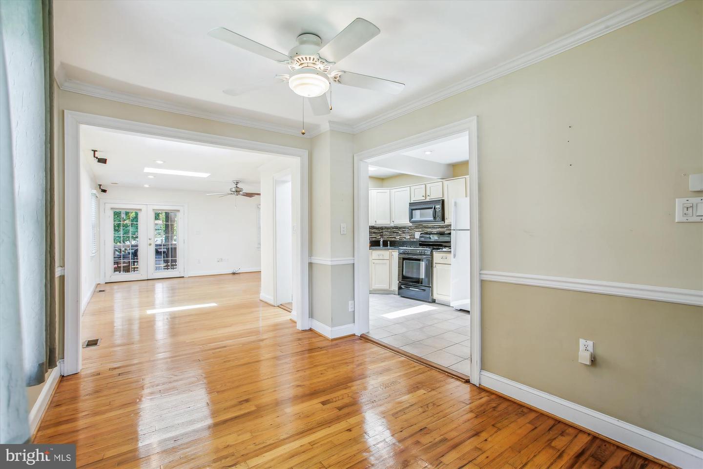 2605 POPKINS LN, ALEXANDRIA, Virginia 22306, 3 Bedrooms Bedrooms, 9 Rooms Rooms,2 BathroomsBathrooms,Residential,For sale,2605 POPKINS LN,VAFX2256456 MLS # VAFX2256456