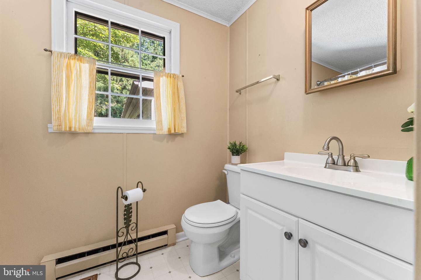 255 COLORADO DR, HEATHSVILLE, Virginia 22473, 3 Bedrooms Bedrooms, 5 Rooms Rooms,2 BathroomsBathrooms,Residential,For sale,255 COLORADO DR,VANV2001688 MLS # VANV2001688