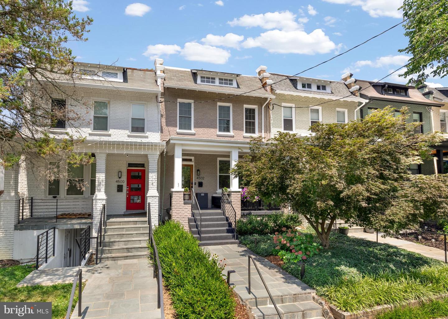 4502 NEW HAMPSHIRE AVE NW, WASHINGTON, District Of Columbia 20011, 4 Bedrooms Bedrooms, ,3 BathroomsBathrooms,Residential,For sale,4502 NEW HAMPSHIRE AVE NW,DCDC2211680 MLS # DCDC2211680