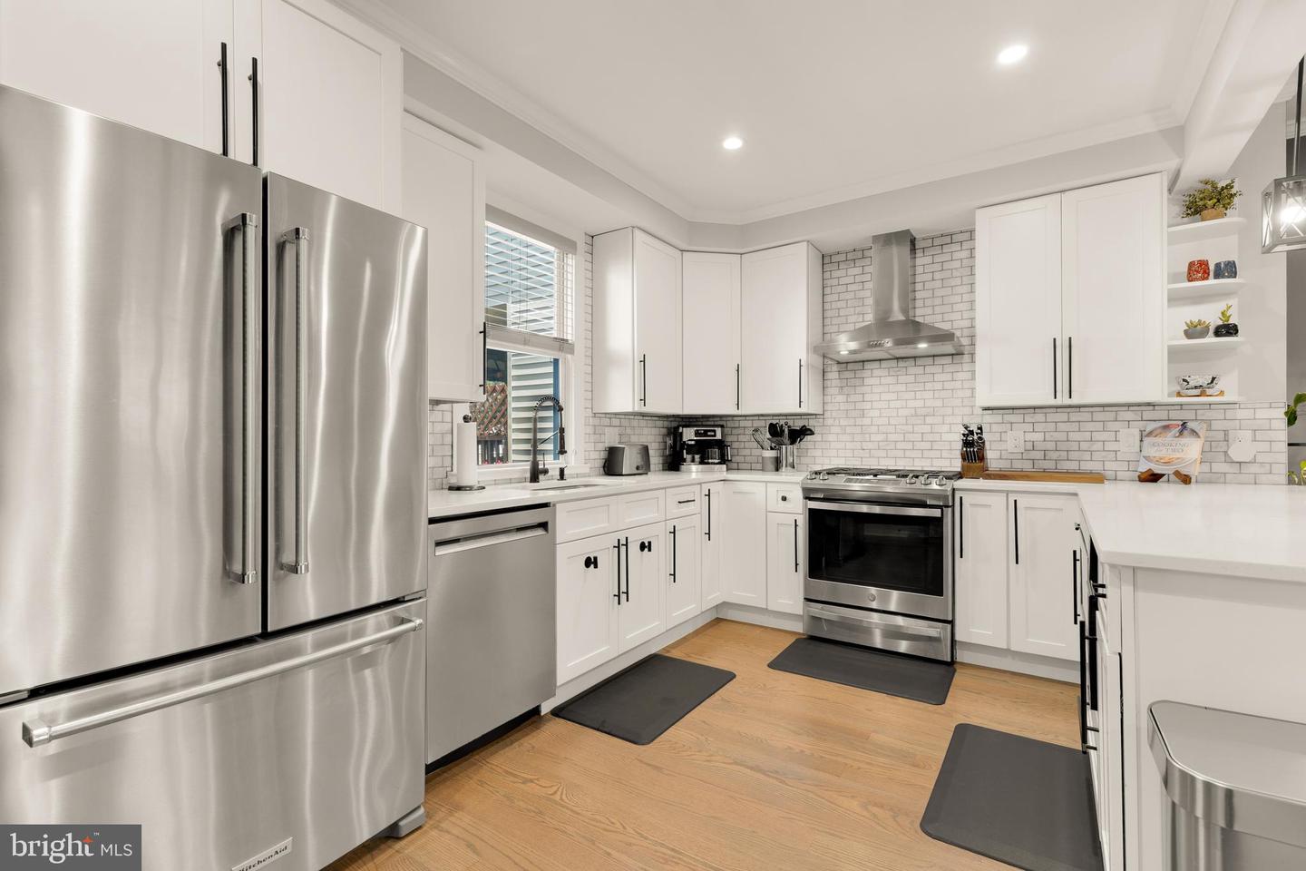 4502 NEW HAMPSHIRE AVE NW, WASHINGTON, District Of Columbia 20011, 4 Bedrooms Bedrooms, ,3 BathroomsBathrooms,Residential,For sale,4502 NEW HAMPSHIRE AVE NW,DCDC2211680 MLS # DCDC2211680