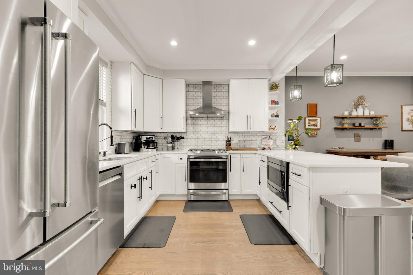 4502 NEW HAMPSHIRE AVE NW, WASHINGTON, District Of Columbia 20011, 4 Bedrooms Bedrooms, ,3 BathroomsBathrooms,Residential,For sale,4502 NEW HAMPSHIRE AVE NW,DCDC2211680 MLS # DCDC2211680