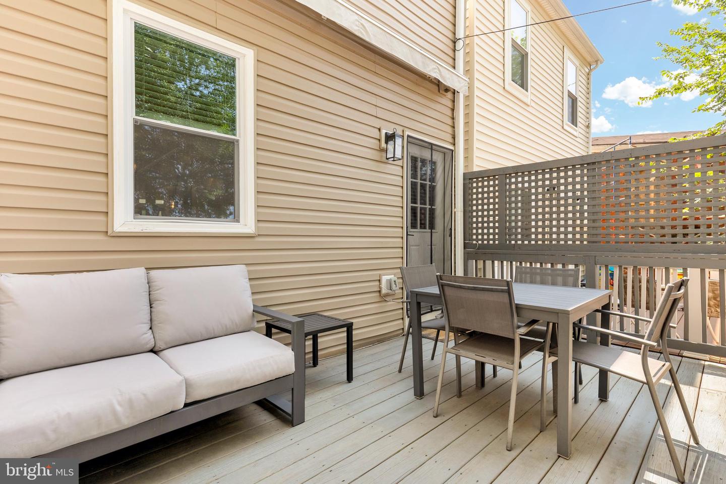 4502 NEW HAMPSHIRE AVE NW, WASHINGTON, District Of Columbia 20011, 4 Bedrooms Bedrooms, ,3 BathroomsBathrooms,Residential,For sale,4502 NEW HAMPSHIRE AVE NW,DCDC2211680 MLS # DCDC2211680