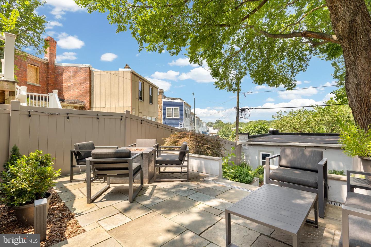 4502 NEW HAMPSHIRE AVE NW, WASHINGTON, District Of Columbia 20011, 4 Bedrooms Bedrooms, ,3 BathroomsBathrooms,Residential,For sale,4502 NEW HAMPSHIRE AVE NW,DCDC2211680 MLS # DCDC2211680