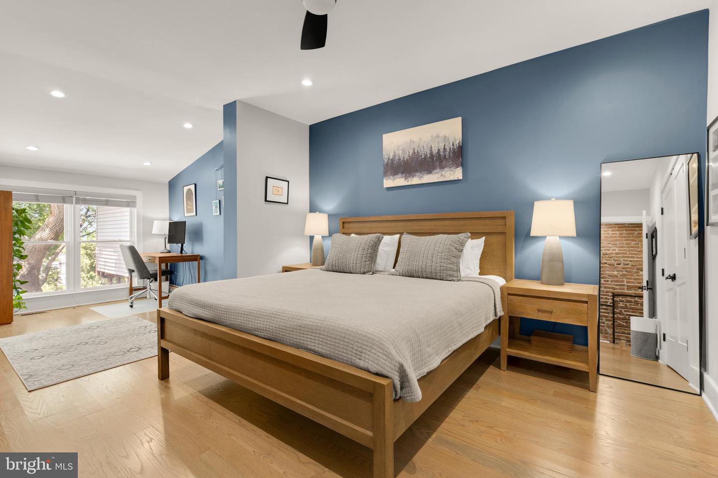 4502 NEW HAMPSHIRE AVE NW, WASHINGTON, District Of Columbia 20011, 4 Bedrooms Bedrooms, ,3 BathroomsBathrooms,Residential,For sale,4502 NEW HAMPSHIRE AVE NW,DCDC2211680 MLS # DCDC2211680