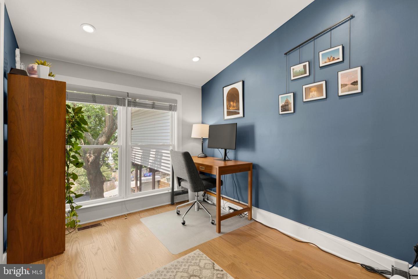 4502 NEW HAMPSHIRE AVE NW, WASHINGTON, District Of Columbia 20011, 4 Bedrooms Bedrooms, ,3 BathroomsBathrooms,Residential,For sale,4502 NEW HAMPSHIRE AVE NW,DCDC2211680 MLS # DCDC2211680