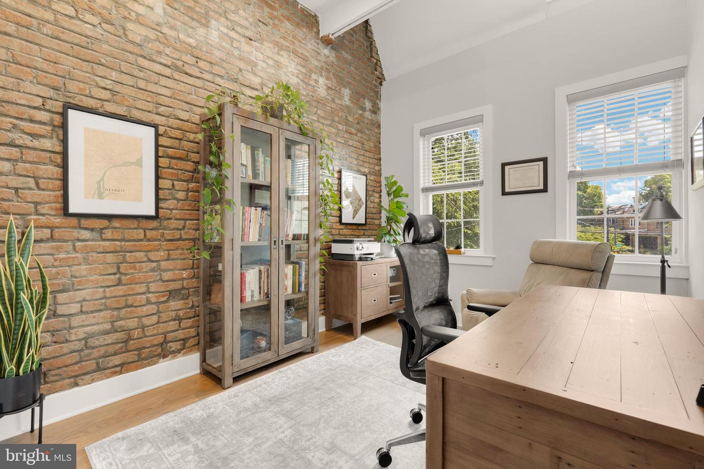 4502 NEW HAMPSHIRE AVE NW, WASHINGTON, District Of Columbia 20011, 4 Bedrooms Bedrooms, ,3 BathroomsBathrooms,Residential,For sale,4502 NEW HAMPSHIRE AVE NW,DCDC2211680 MLS # DCDC2211680