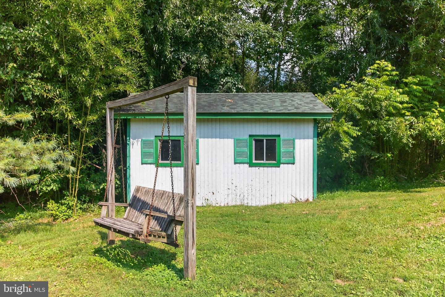 11299 RUSSELL RD, HILLSBORO, Virginia 20132, 3 Bedrooms Bedrooms, ,2 BathroomsBathrooms,Residential,For sale,11299 RUSSELL RD,VALO2103034 MLS # VALO2103034