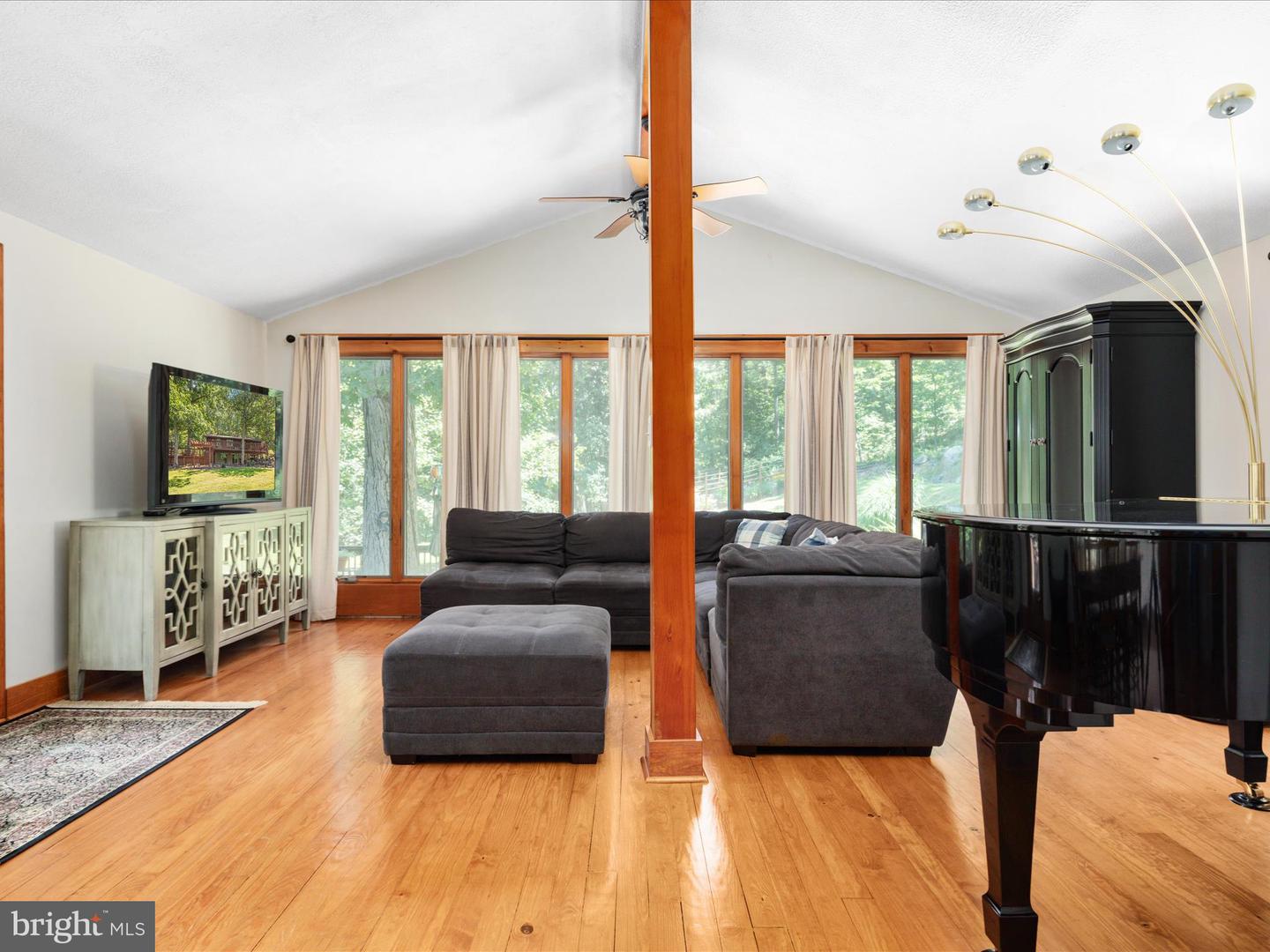 4327 EBENEZER RD, BLUEMONT, Virginia 20135, 3 Bedrooms Bedrooms, ,1 BathroomBathrooms,Residential,For sale,4327 EBENEZER RD,VACL2005908 MLS # VACL2005908