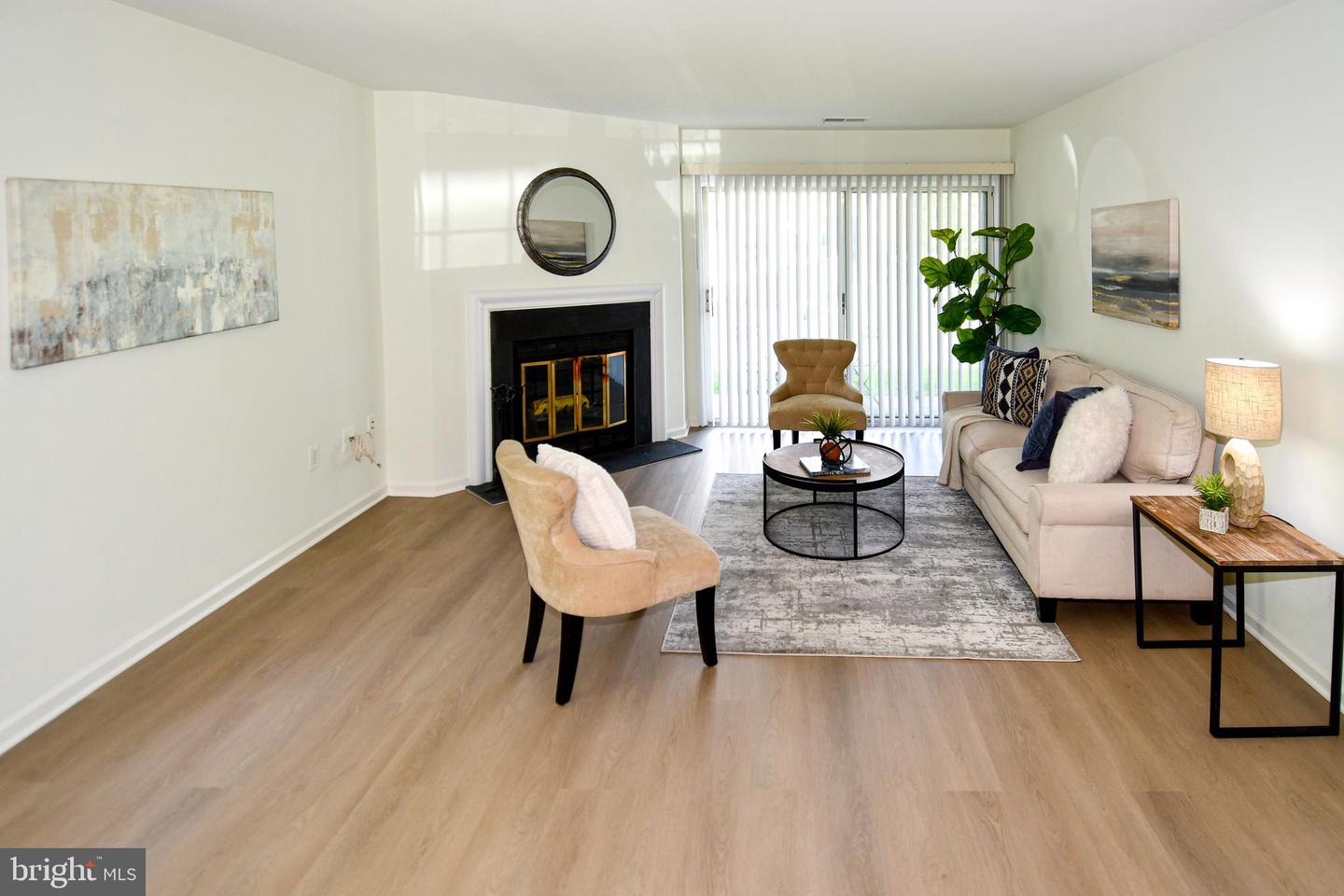 2797 YARLING CT, FALLS CHURCH, Virginia 22042, 2 Bedrooms Bedrooms, ,1 BathroomBathrooms,Residential,For sale,2797 YARLING CT,VAFX2257468 MLS # VAFX2257468