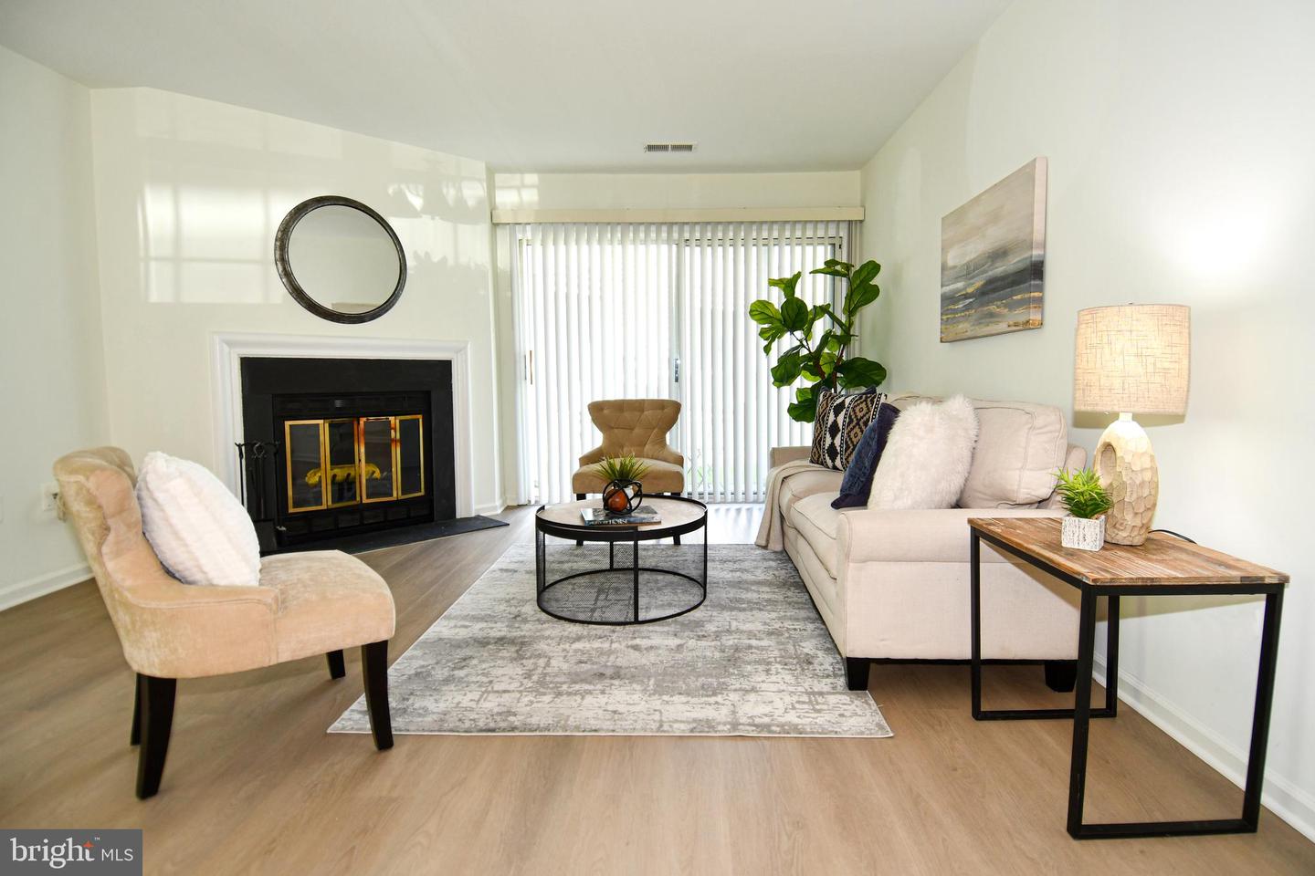 2797 YARLING CT, FALLS CHURCH, Virginia 22042, 2 Bedrooms Bedrooms, ,1 BathroomBathrooms,Residential,For sale,2797 YARLING CT,VAFX2257468 MLS # VAFX2257468