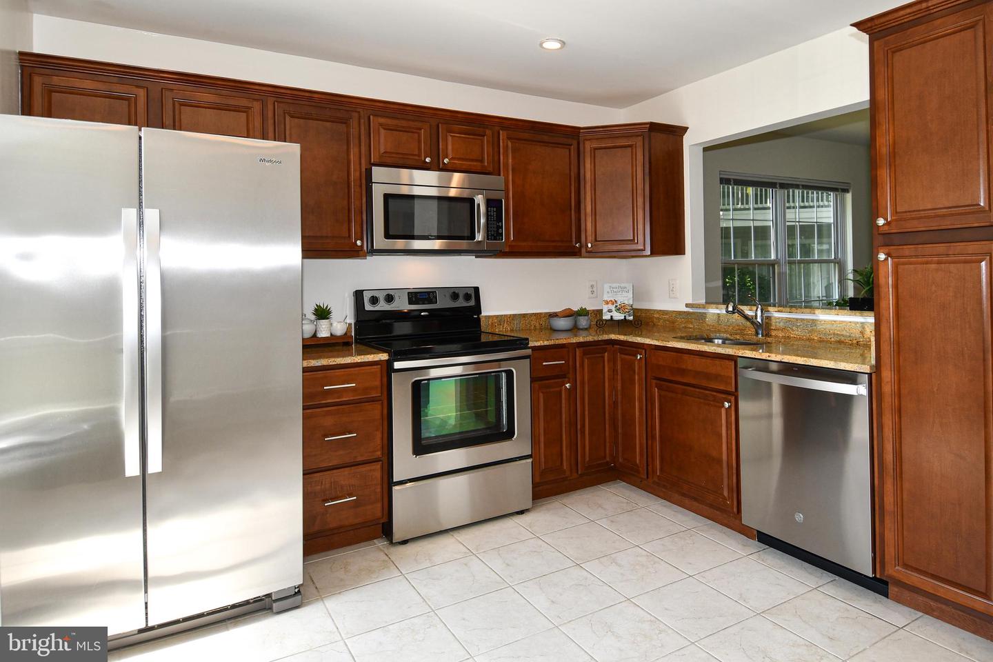2797 YARLING CT, FALLS CHURCH, Virginia 22042, 2 Bedrooms Bedrooms, ,1 BathroomBathrooms,Residential,For sale,2797 YARLING CT,VAFX2257468 MLS # VAFX2257468