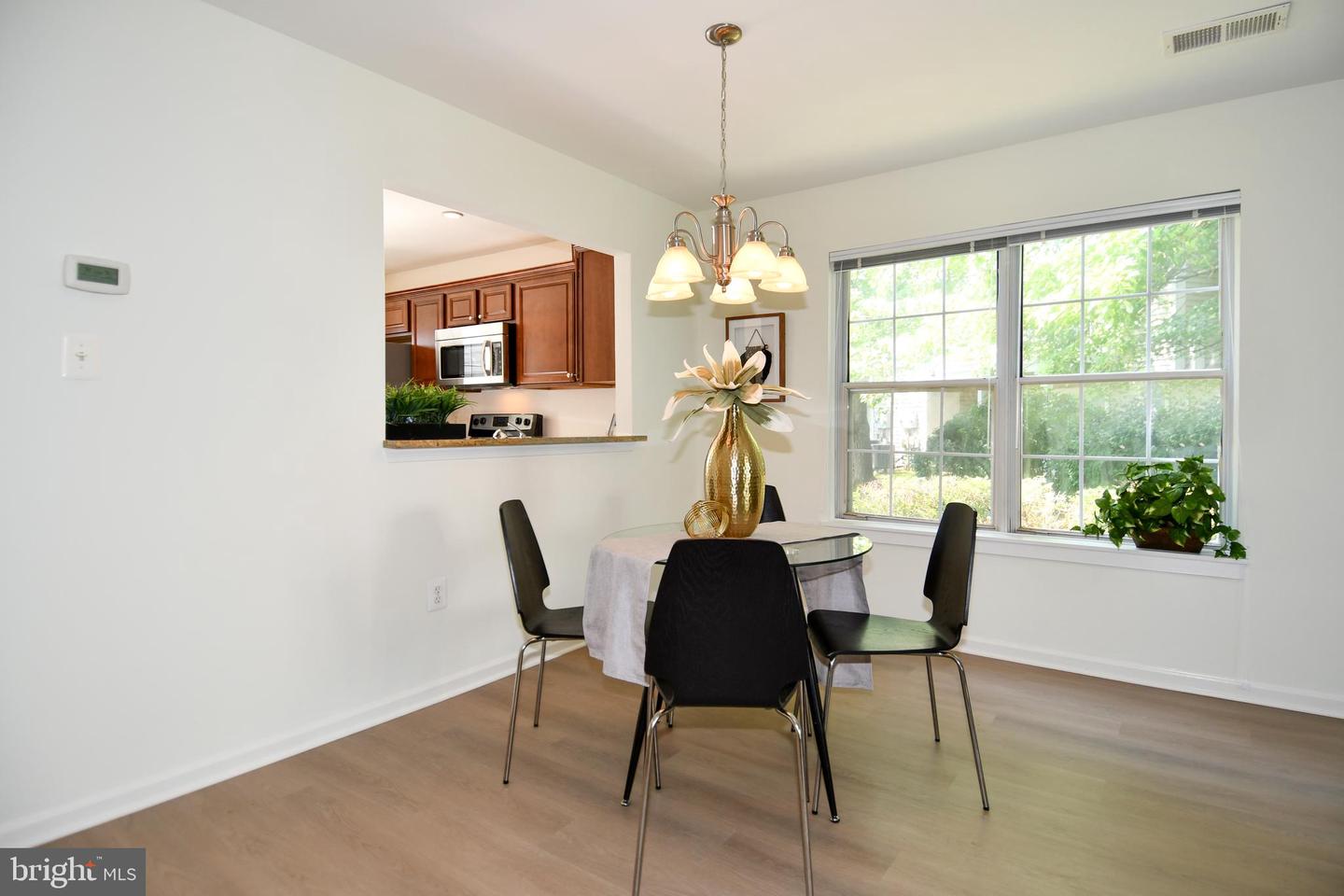 2797 YARLING CT, FALLS CHURCH, Virginia 22042, 2 Bedrooms Bedrooms, ,1 BathroomBathrooms,Residential,For sale,2797 YARLING CT,VAFX2257468 MLS # VAFX2257468