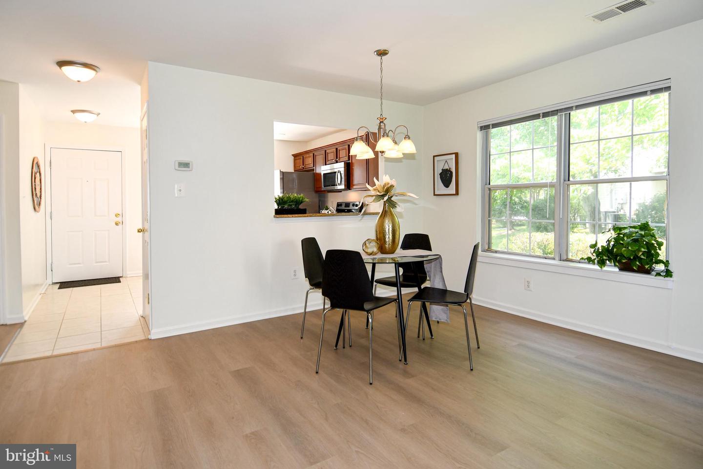 2797 YARLING CT, FALLS CHURCH, Virginia 22042, 2 Bedrooms Bedrooms, ,1 BathroomBathrooms,Residential,For sale,2797 YARLING CT,VAFX2257468 MLS # VAFX2257468