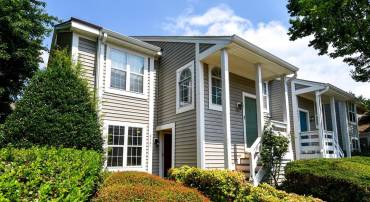 2797 YARLING CT, FALLS CHURCH, Virginia 22042, 2 Bedrooms Bedrooms, ,1 BathroomBathrooms,Residential,For sale,2797 YARLING CT,VAFX2257468 MLS # VAFX2257468