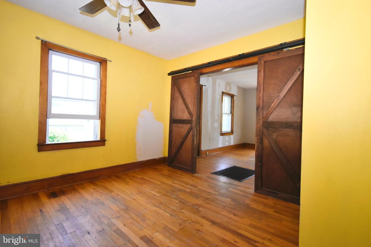 2531 HOCKMAN AVE, WINCHESTER, Virginia 22601, 2 Bedrooms Bedrooms, ,1 BathroomBathrooms,Residential,For sale,2531 HOCKMAN AVE,VAWI2008764 MLS # VAWI2008764