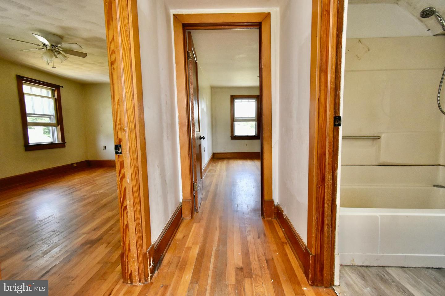 2531 HOCKMAN AVE, WINCHESTER, Virginia 22601, 2 Bedrooms Bedrooms, ,1 BathroomBathrooms,Residential,For sale,2531 HOCKMAN AVE,VAWI2008764 MLS # VAWI2008764