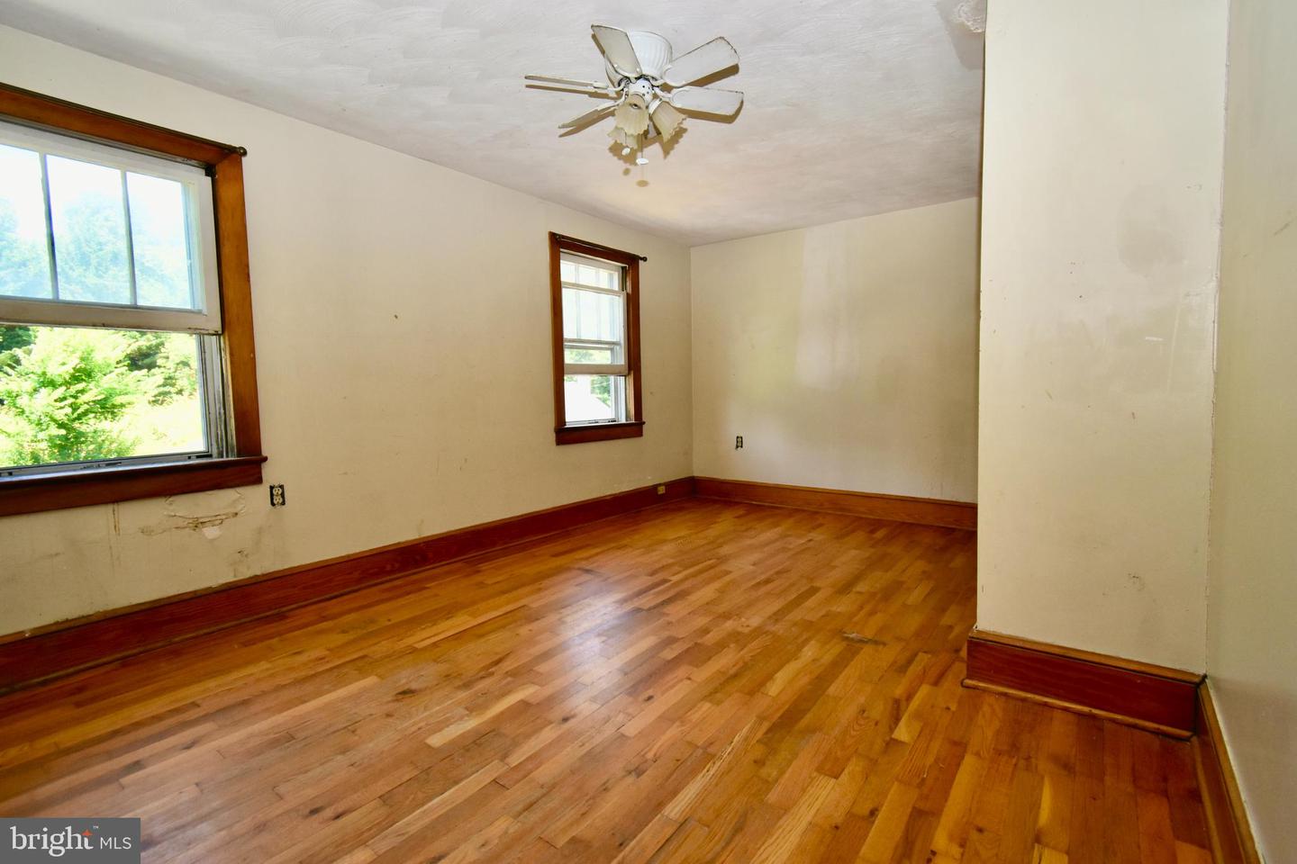 2531 HOCKMAN AVE, WINCHESTER, Virginia 22601, 2 Bedrooms Bedrooms, ,1 BathroomBathrooms,Residential,For sale,2531 HOCKMAN AVE,VAWI2008764 MLS # VAWI2008764