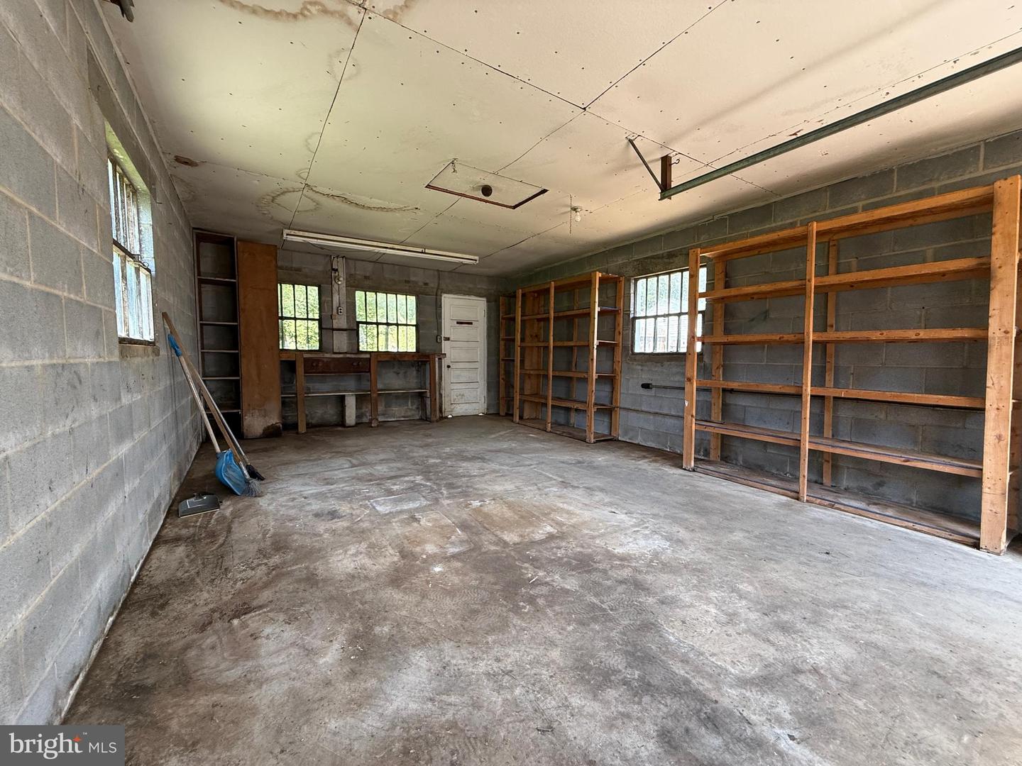 2531 HOCKMAN AVE, WINCHESTER, Virginia 22601, 2 Bedrooms Bedrooms, ,1 BathroomBathrooms,Residential,For sale,2531 HOCKMAN AVE,VAWI2008764 MLS # VAWI2008764