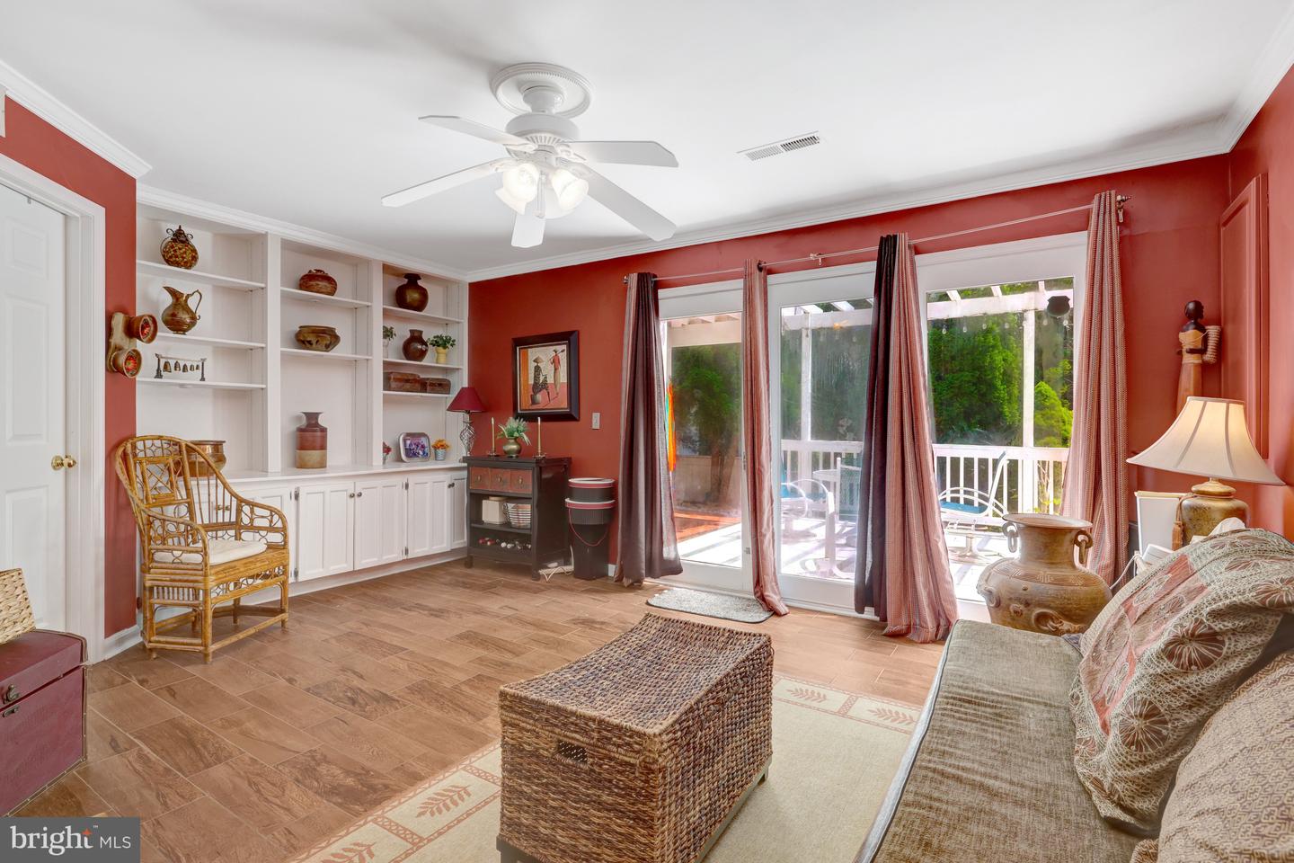 2711 BARONHURST DR, VIENNA, Virginia 22181, 4 Bedrooms Bedrooms, ,3 BathroomsBathrooms,Residential,For sale,2711 BARONHURST DR,VAFX2257498 MLS # VAFX2257498