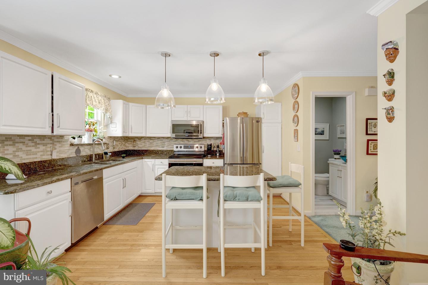 2711 BARONHURST DR, VIENNA, Virginia 22181, 4 Bedrooms Bedrooms, ,3 BathroomsBathrooms,Residential,For sale,2711 BARONHURST DR,VAFX2257498 MLS # VAFX2257498