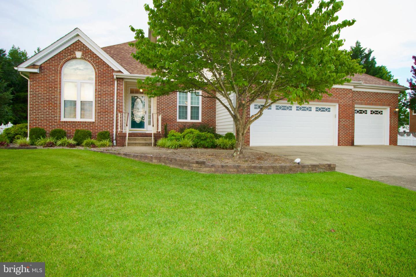 12015 BIG BEN BLVD, FREDERICKSBURG, Virginia 22407, 4 Bedrooms Bedrooms, ,3 BathroomsBathrooms,Residential,For sale,12015 BIG BEN BLVD,VASP2034920 MLS # VASP2034920