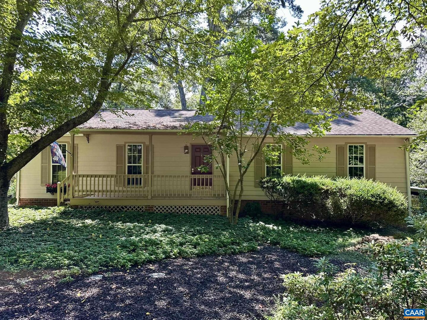 3985 WILLIAM CT, CHARLOTTESVILLE, Virginia 22901, 3 Bedrooms Bedrooms, ,2 BathroomsBathrooms,Residential,For sale,3985 WILLIAM CT,667229 MLS # 667229