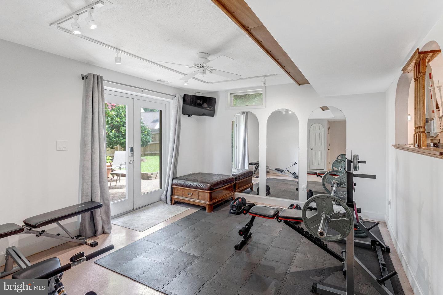 21 BURNS RD, STAFFORD, Virginia 22554, 4 Bedrooms Bedrooms, 18 Rooms Rooms,2 BathroomsBathrooms,Residential,For sale,21 BURNS RD,VAST2041124 MLS # VAST2041124