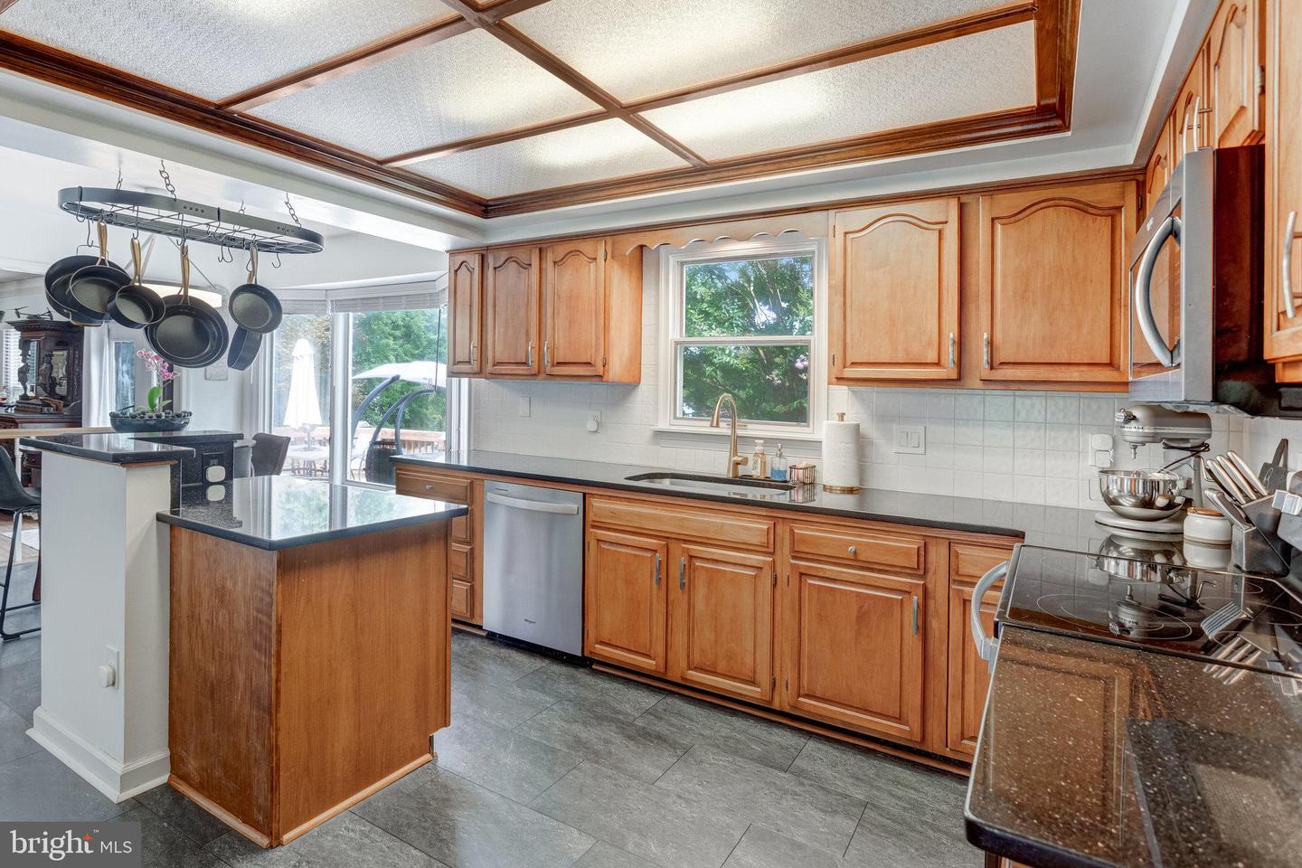 21 BURNS RD, STAFFORD, Virginia 22554, 4 Bedrooms Bedrooms, 18 Rooms Rooms,2 BathroomsBathrooms,Residential,For sale,21 BURNS RD,VAST2041124 MLS # VAST2041124