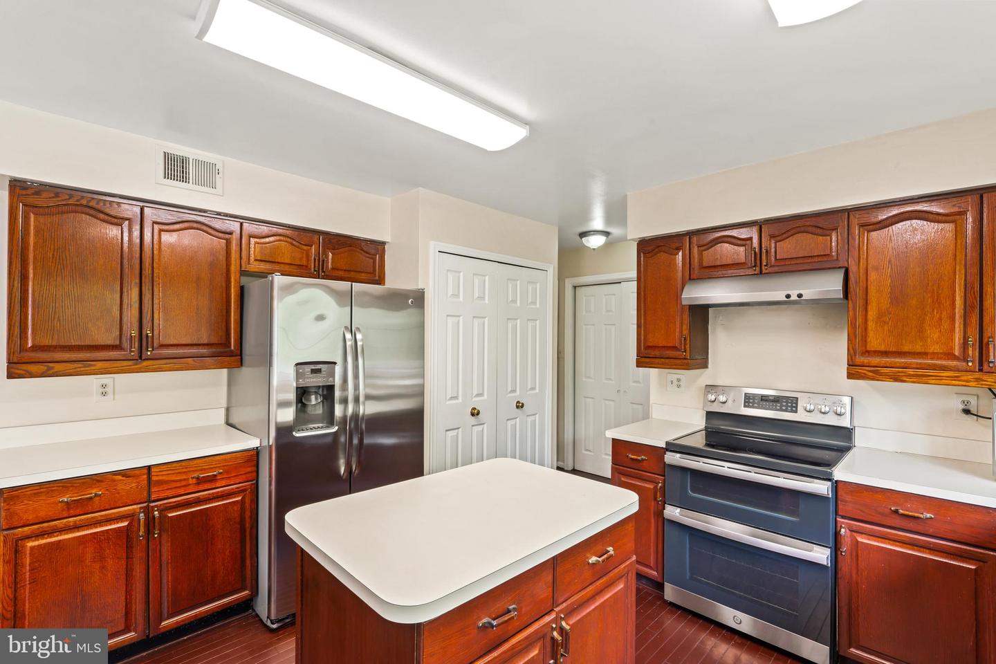 12535 MISTY WATER DR, HERNDON, Virginia 20170, 5 Bedrooms Bedrooms, ,3 BathroomsBathrooms,Residential,For sale,12535 MISTY WATER DR,VAFX2257686 MLS # VAFX2257686