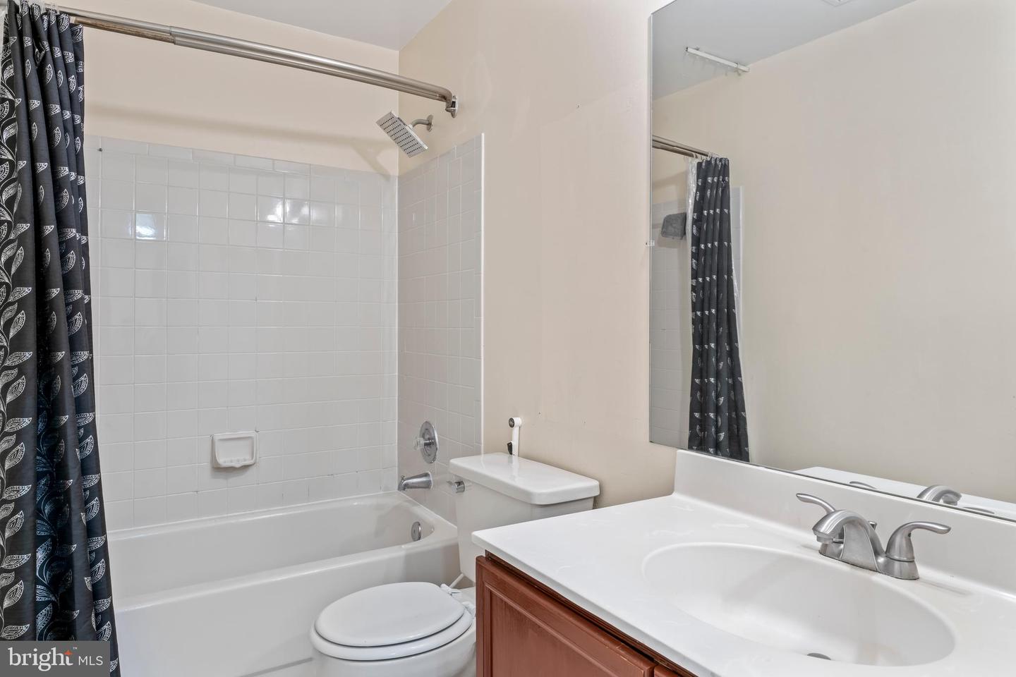 12535 MISTY WATER DR, HERNDON, Virginia 20170, 5 Bedrooms Bedrooms, ,3 BathroomsBathrooms,Residential,For sale,12535 MISTY WATER DR,VAFX2257686 MLS # VAFX2257686