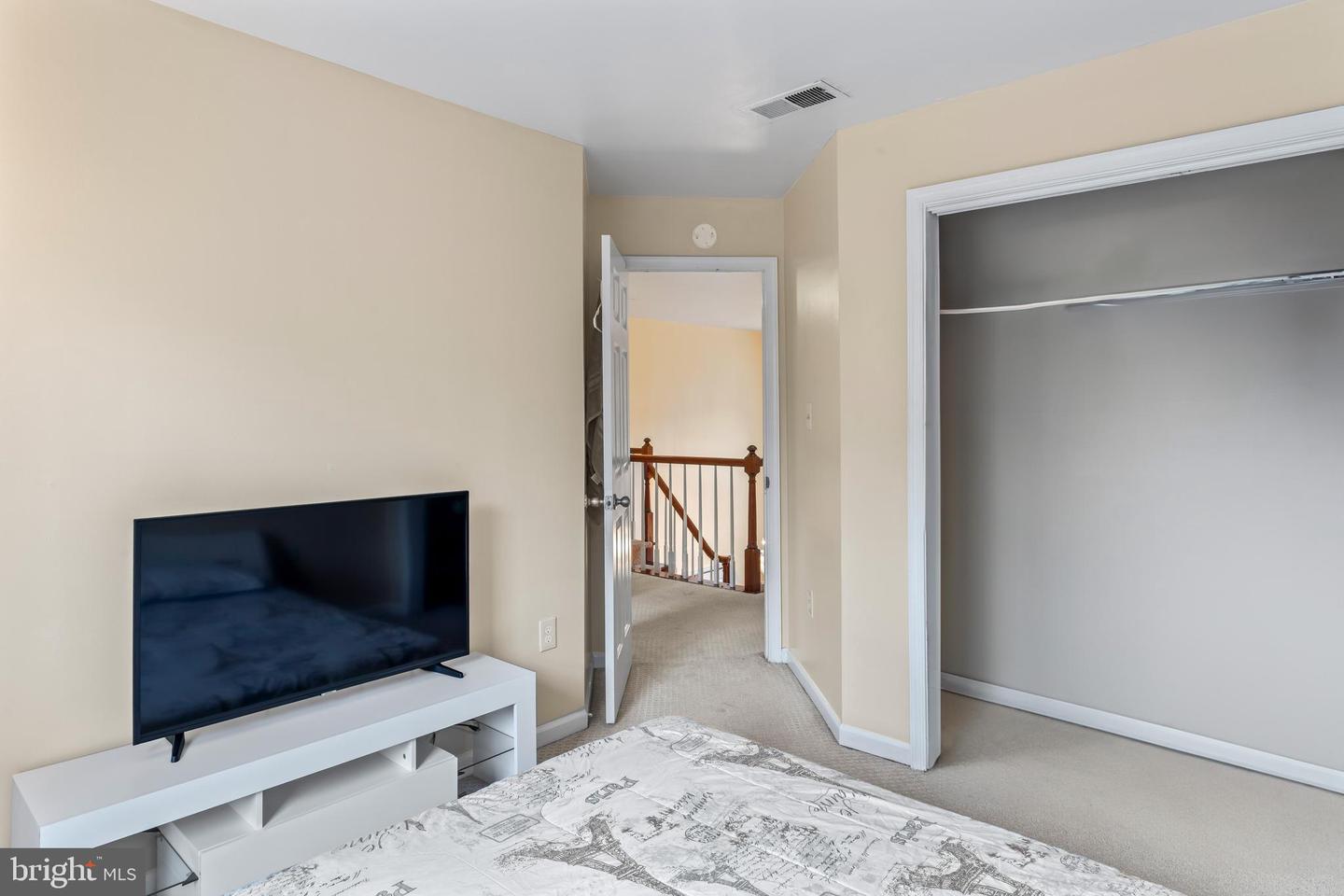 12535 MISTY WATER DR, HERNDON, Virginia 20170, 5 Bedrooms Bedrooms, ,3 BathroomsBathrooms,Residential,For sale,12535 MISTY WATER DR,VAFX2257686 MLS # VAFX2257686